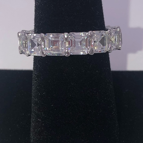 10ct Asscher Eternity Band - Picture 5 of 11